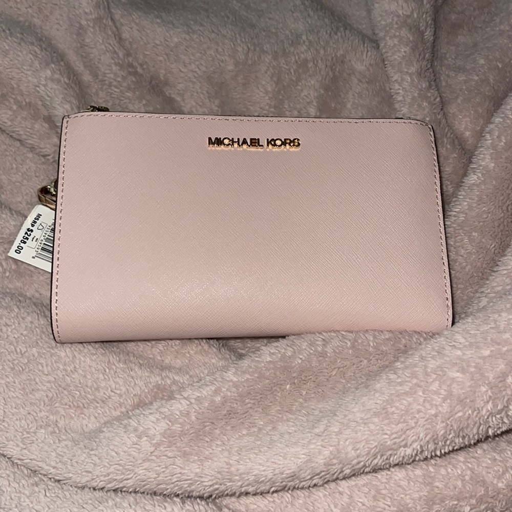 Michael Kors Powder Blush Jet Set Travel